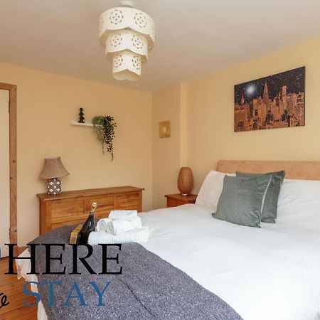 Lovely Apartment By The Hillwood Park-Free Parking Edimburgo Exterior foto